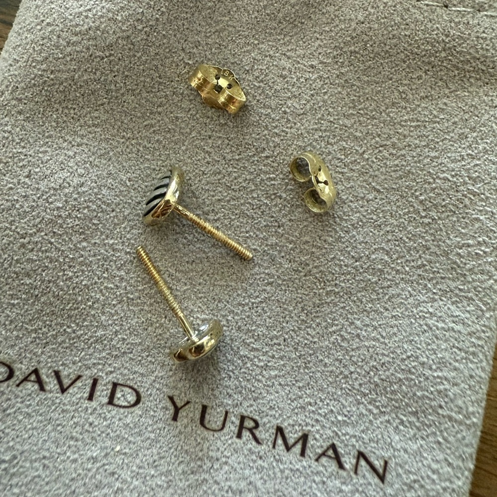 David Yurman Sterling Silver & 18k Gold Cable Heart Earrings 5mm - Picture 5 of 7